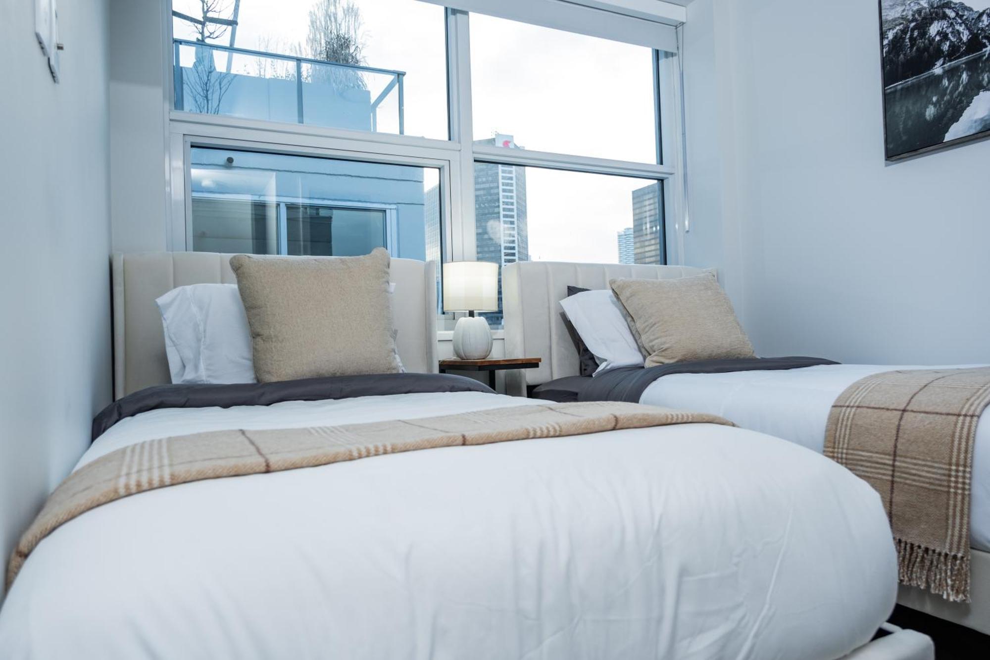 Downtown Center Silverstone Tower I And II Long-Term Booking Only Your Second Home In Vancouver Eksteriør bilde