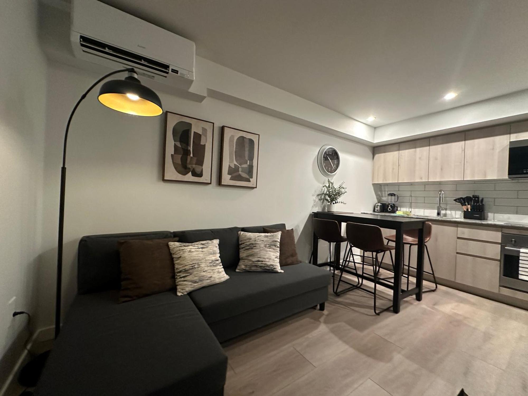 Downtown Center Silverstone Tower I And II Long-Term Booking Only Your Second Home In Vancouver Eksteriør bilde